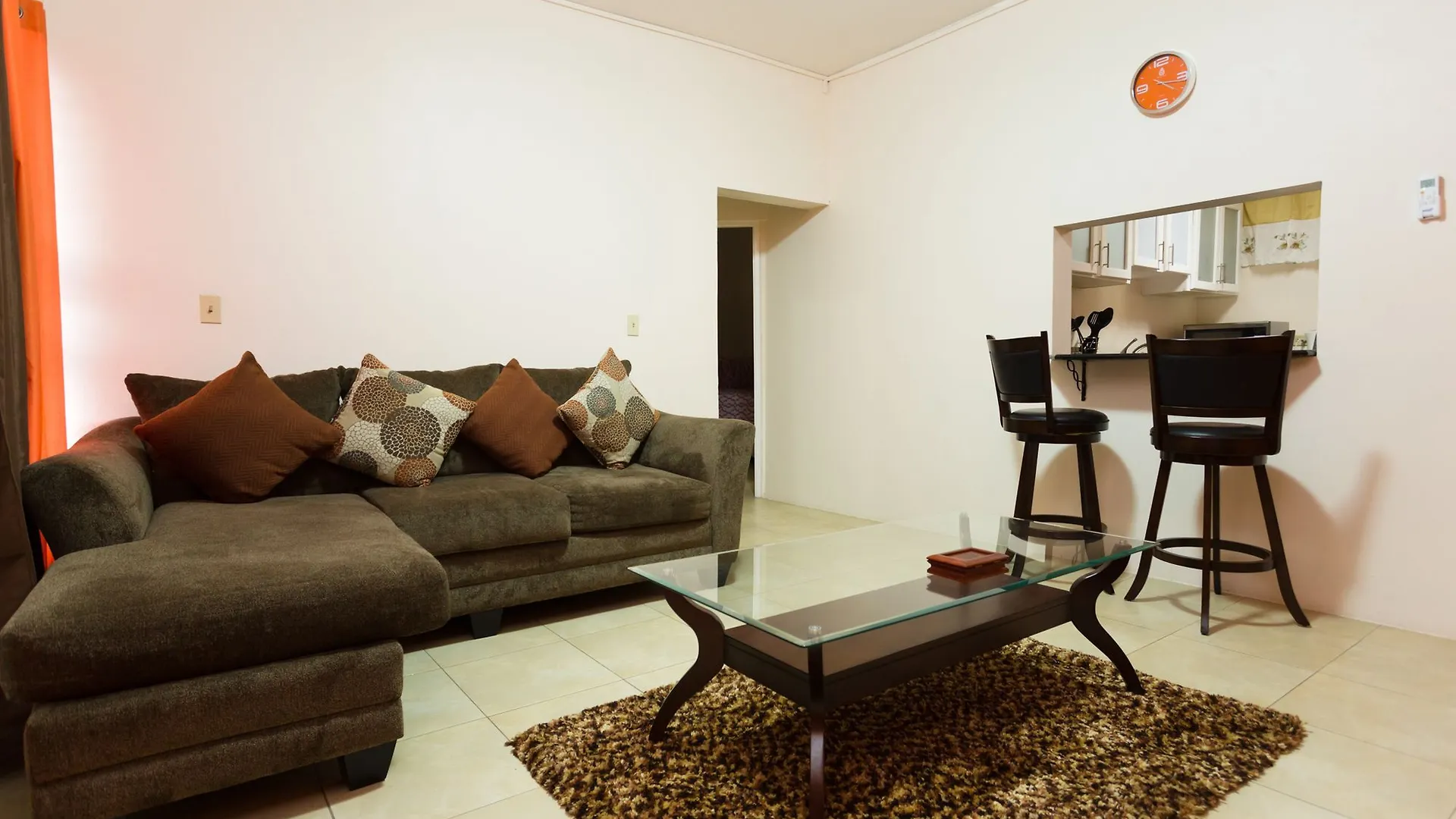 Apartment The Embassy Luxury Apt Crystal Towers II Kingston Jamaica